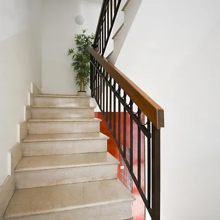 Apartman Bilocale Ospedale Civile 9 F&l