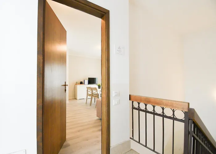 Apartment Bilocale Ospedale Civile 9 F&l