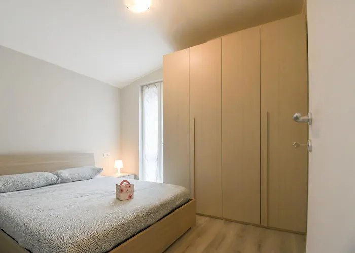 Apartment Bilocale Ospedale Civile 9 F&l